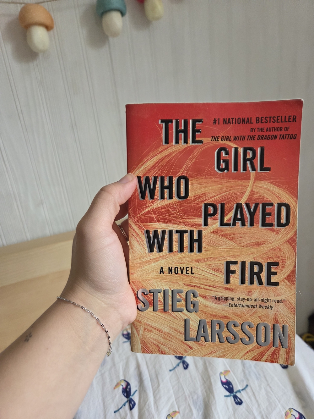 📚3/$10 The Girl Who Played With Fire Paperback